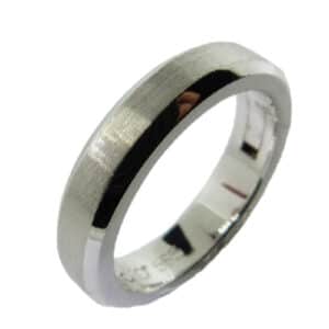 14K white gold men's beveled edge 5mm wide wedding band with stainless and polished finishes, size 9. Cliq ring are equipped with a custom hinge and locking mechanism to allow you to have a ring that fits perfectly! Great for those who suffer from arthritis or who have had injuries to their fingers.