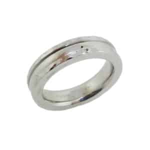 14K White gold men's 5mm wide band with polished hammered texture. This ring is available in 14K/18K white, yellow or rose gold and platinum and in any width or finish.