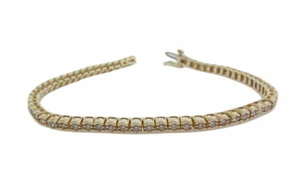 14k yellow gold tennis bracelet semi-bezel set with 2.00cttw, very good cut, G/H, SI2-I1, round brilliant cut diamonds.