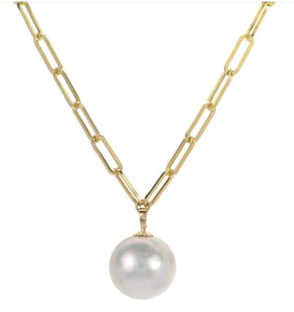 14K Yellow gold 15.25" paperclip chain choker style necklace with a 14-15mm freshwater pearl dangle.